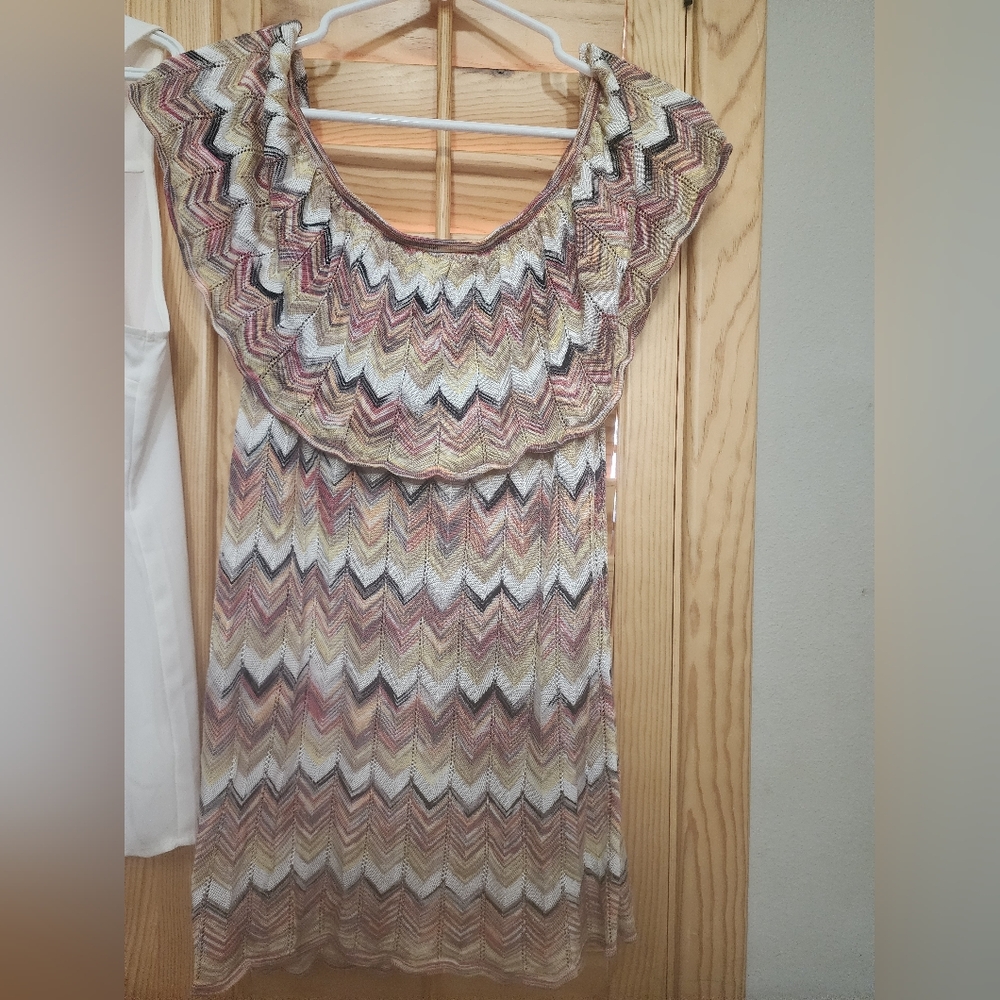 White House Black Market Multicolor Chevron Blouse